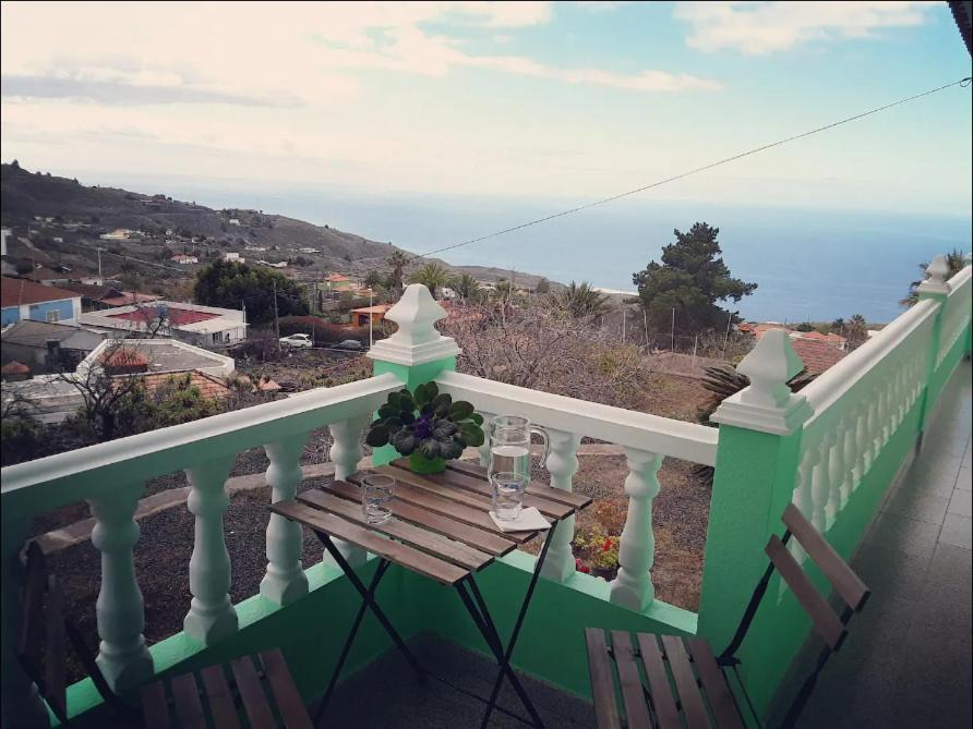 Sea And Mountain View Apartment Los Llanos De Aridane Ngoại thất bức ảnh